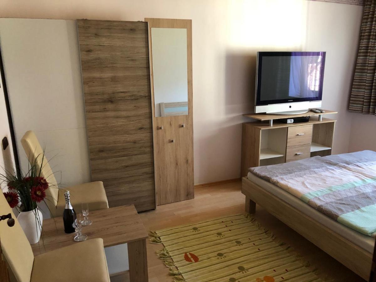 Ferienwohnung Walker 오버드라우부르크 외부 사진